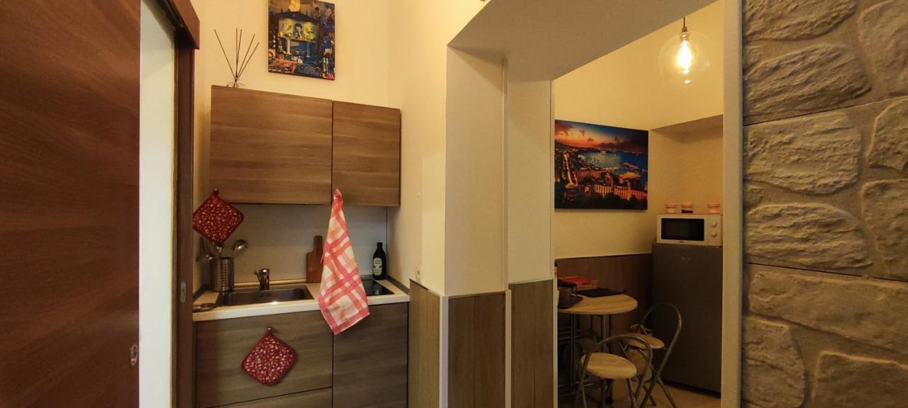 Appartamento Napuletanata Napoli Esterno foto